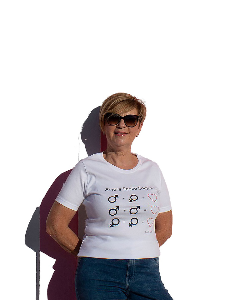 T‑shirt donna cotone organico bianca - modello Amo